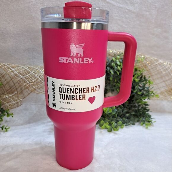 Stanley Valentines Day Edition 40oz Tumbler Cosmo Pink Authentic New - Picture 9 of 13